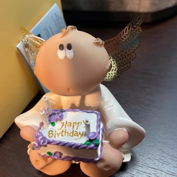 Kirk's Kritters Angle Cheeks 'Happy Birthday' Figurine, Russ Berrie & Co - Picture 5 of 6